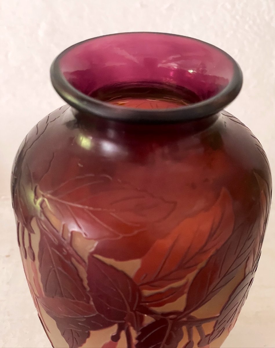 Vase Gallé rouge et jaune à décor de fuchsia royal-photo-4