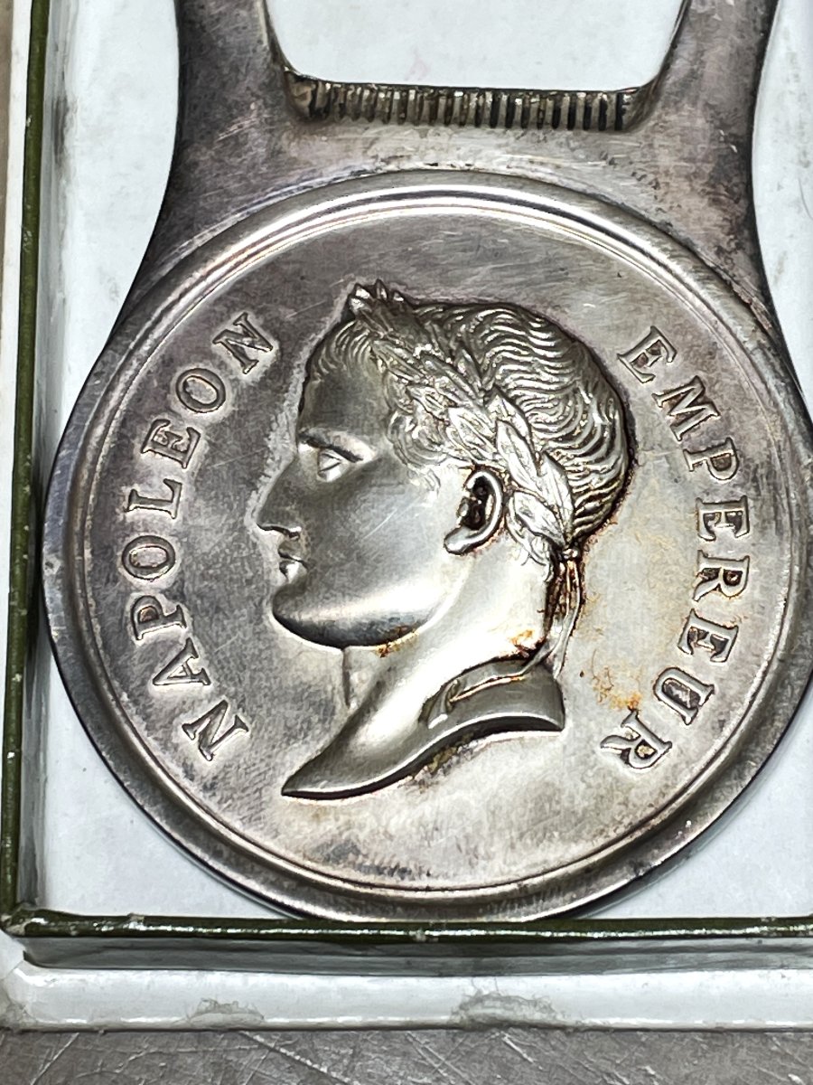 Dans son écrin Christofle : décapsuleur Napoléon 1er -photo-2