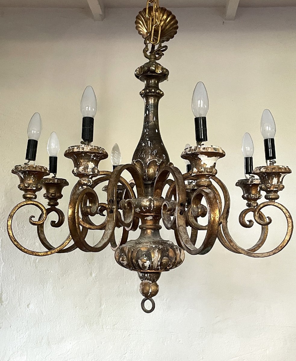 Large Eight-light Chandelier Made Of Painted Wood And Gilded Iron-photo-2