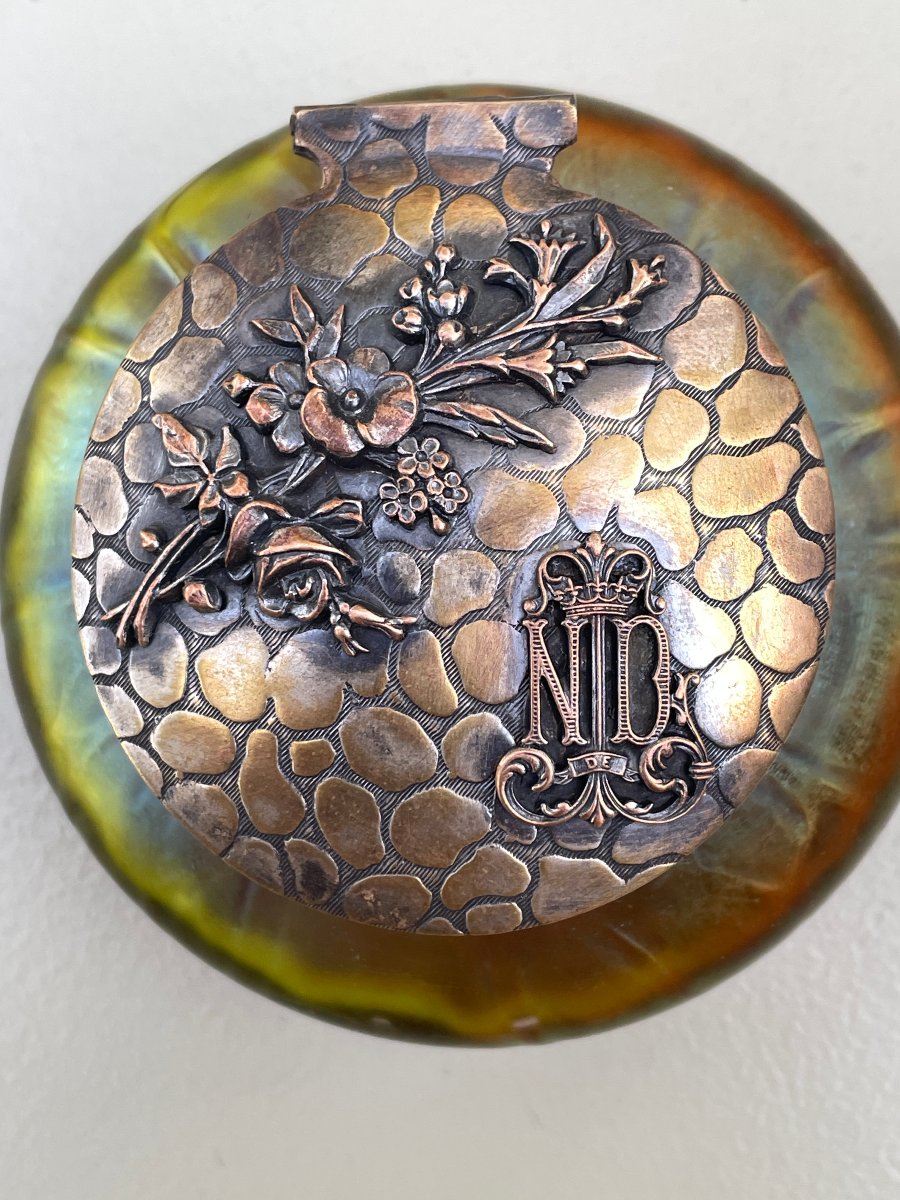 Encrier en verre irisé aux couleurs chatoyantes dlg de Loetz, Notre Dame de Lourdes-photo-4