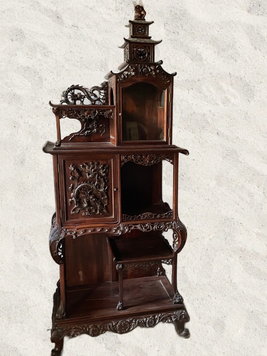 Meuble vitrine d’apparat en bois sculpté Indochine Vietnam Tonkin Asie XIXème siècle -photo-2