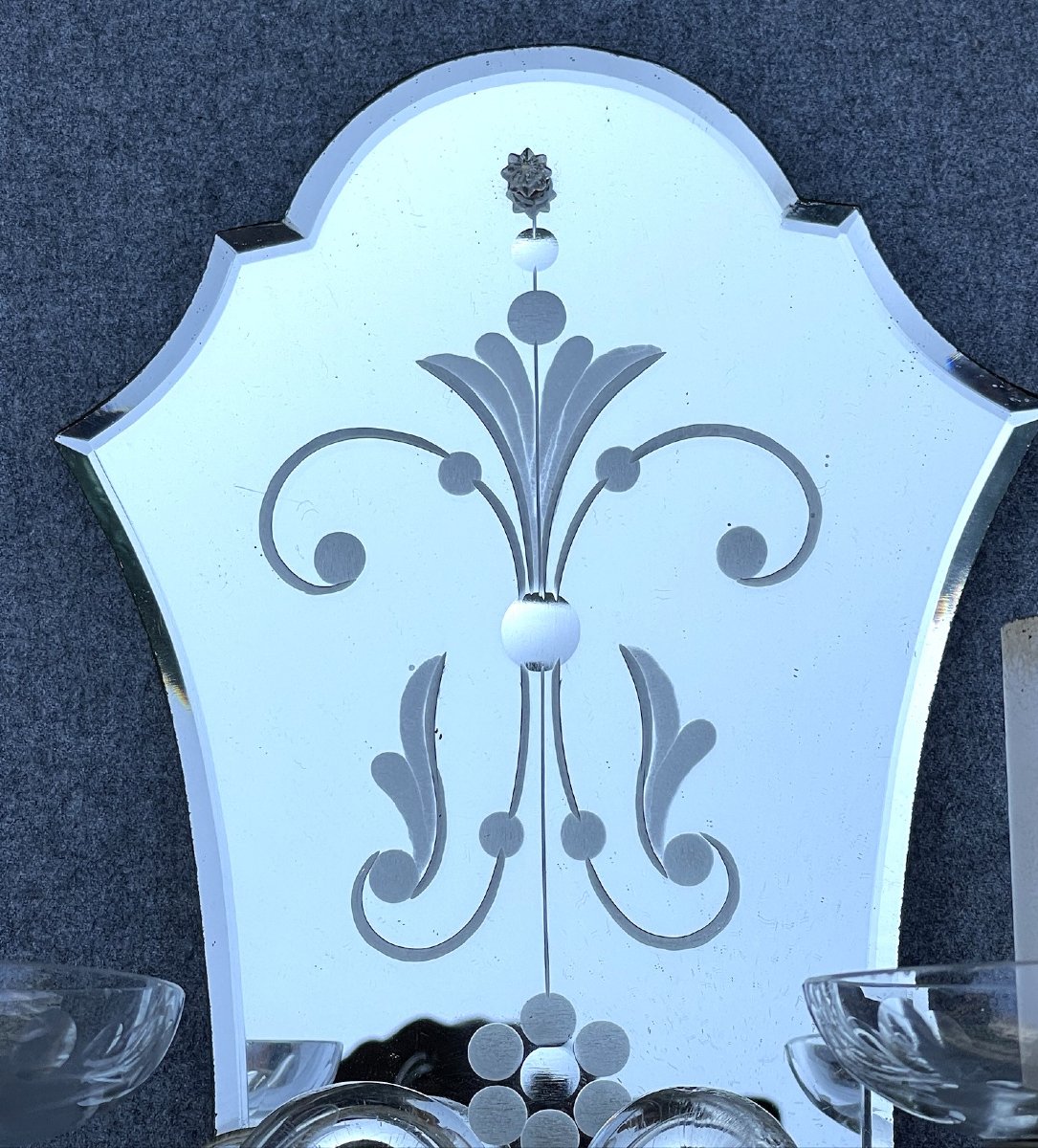 Paire d'appliques en cristal soufflé et miroirs au mercure biseautés et taillés, Italie, Murano-photo-3