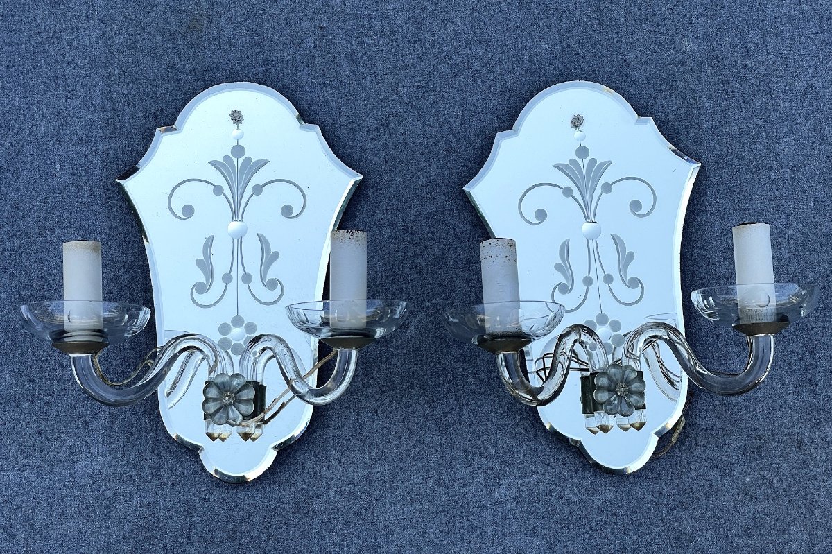 Paire d'appliques en cristal soufflé et miroirs au mercure biseautés et taillés, Italie, Murano