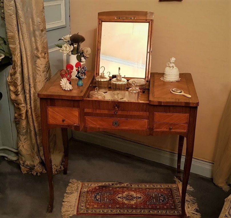 Coiffeuse écritoire d'époque Louis XV en placage de bois de rose et bois de violette.-photo-7