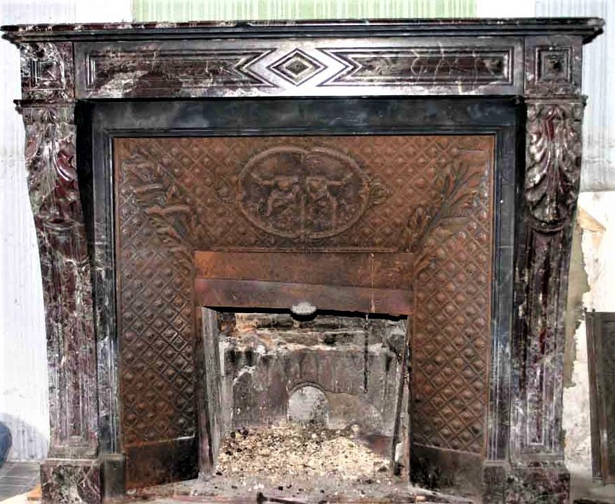 Red And Green Levanto Marble Fireplace To Restore