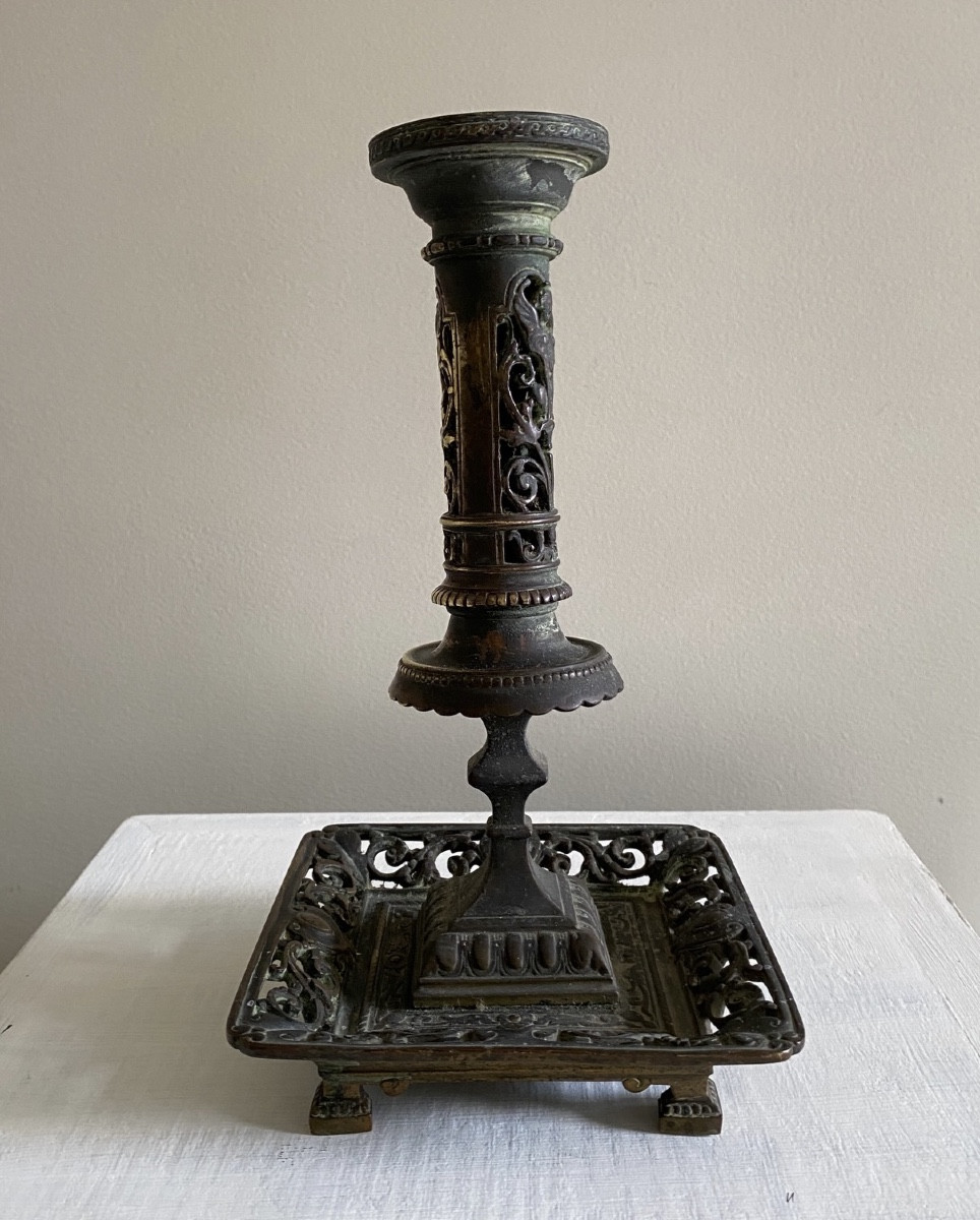 bougeoir oriental en bronze