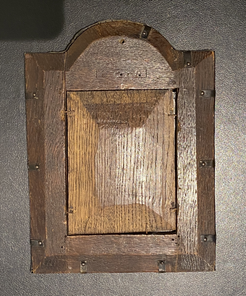 Mirror On An Oak Base In The Spirit Of The Renaissance.-photo-2