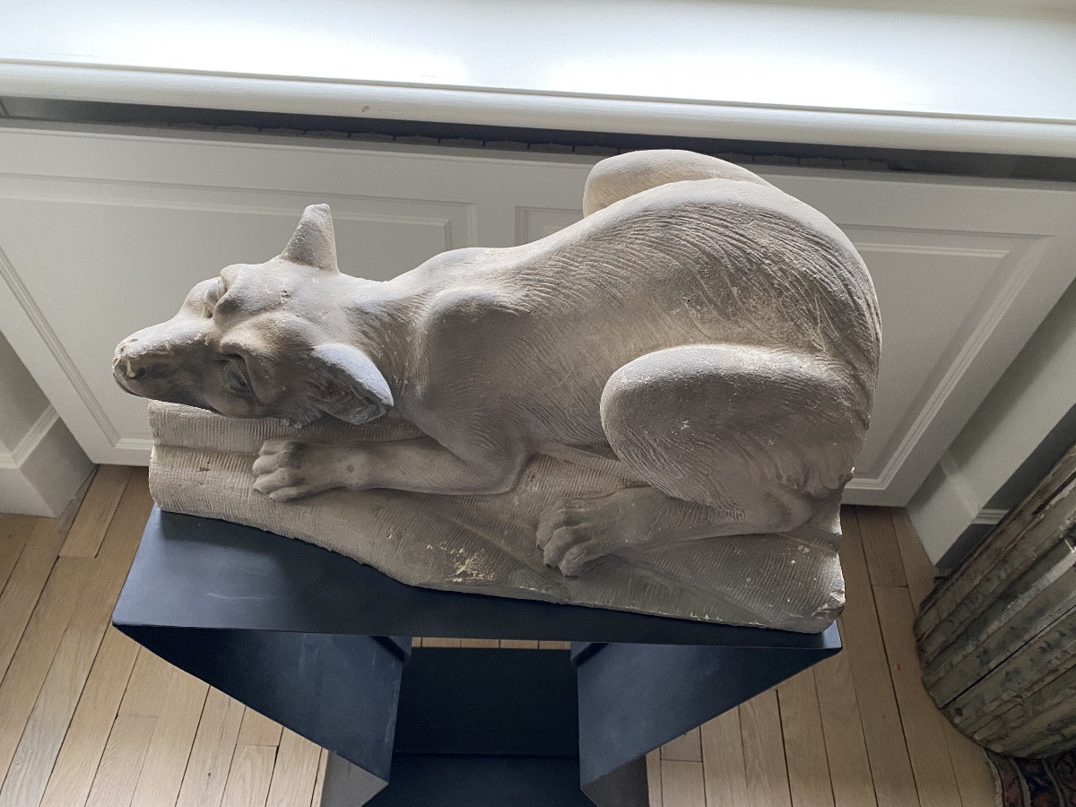 Animal Sculpture In Stone/cement Depicting A Dog-photo-2