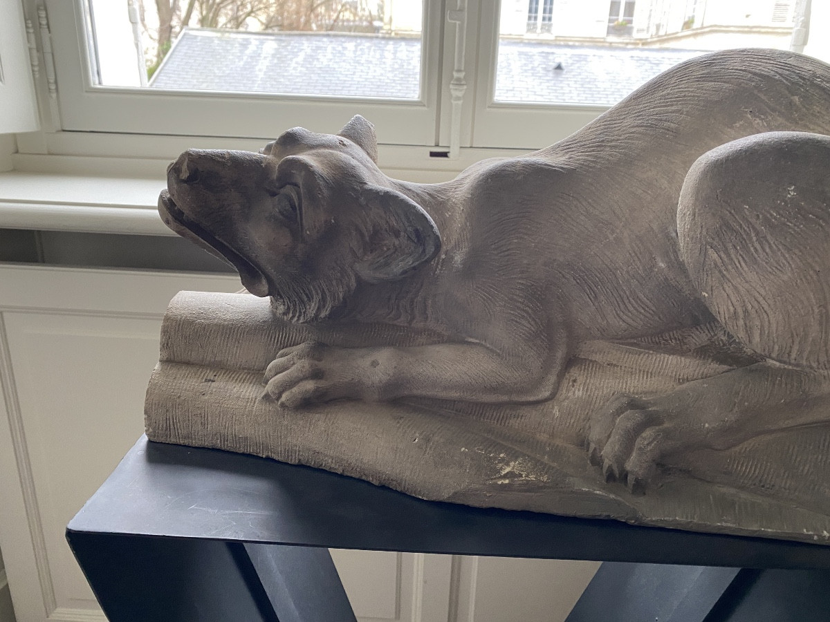 Animal Sculpture In Stone/cement Depicting A Dog-photo-2