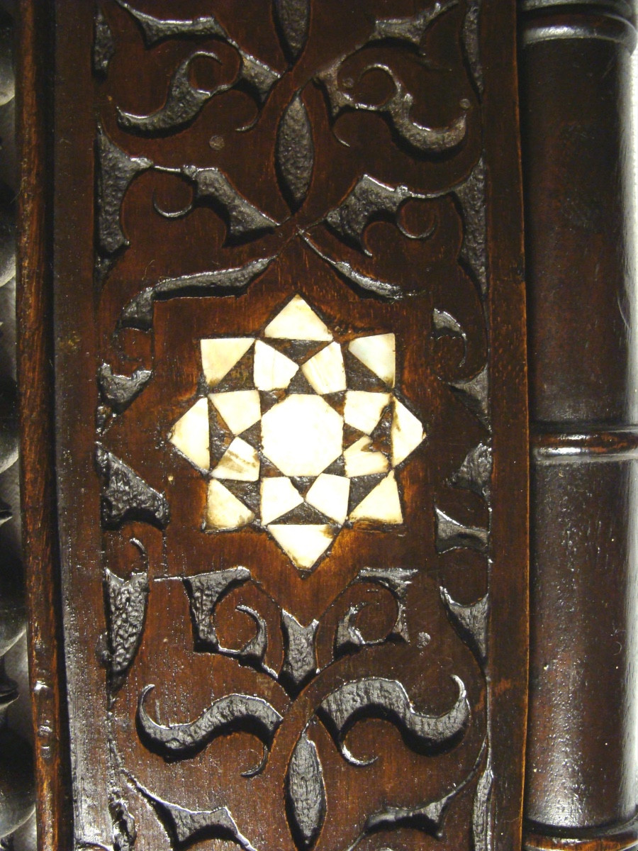 Syrian Carved Wood Turban Holder-photo-3