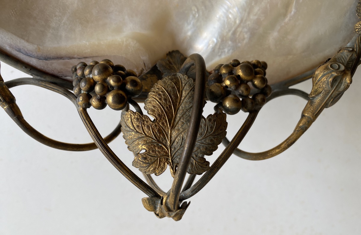 Trinket Dish Made From A Pearl Oyster Shell-photo-3