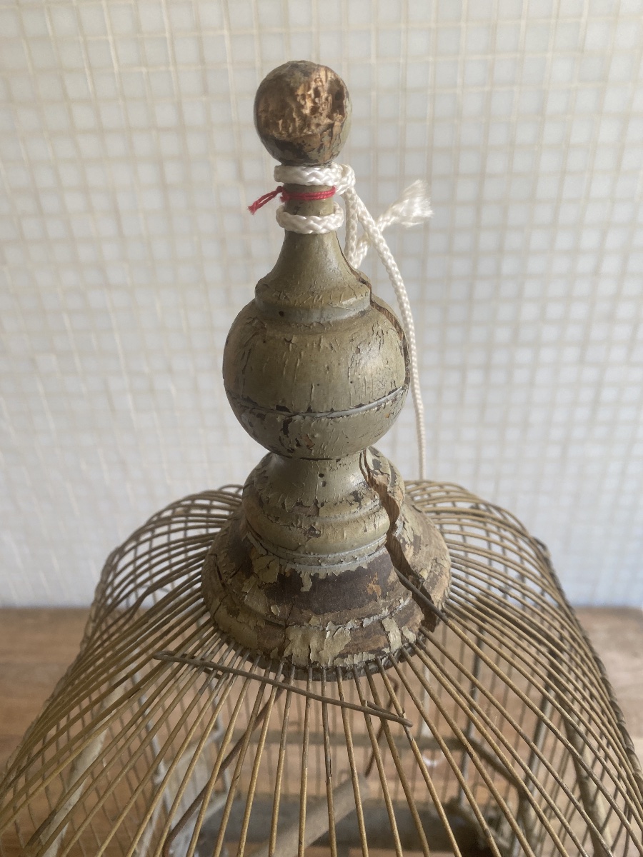 18th-century Wooden And Wire Birdcage-photo-1