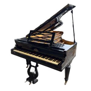 Piano Erard « demi-queue » style Boulle, d’époque Napoléon III, XIXème siècle.