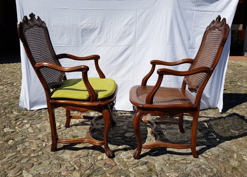 Four Armchairs In Carved Walnut. Lombardy, 18th Century.-photo-4