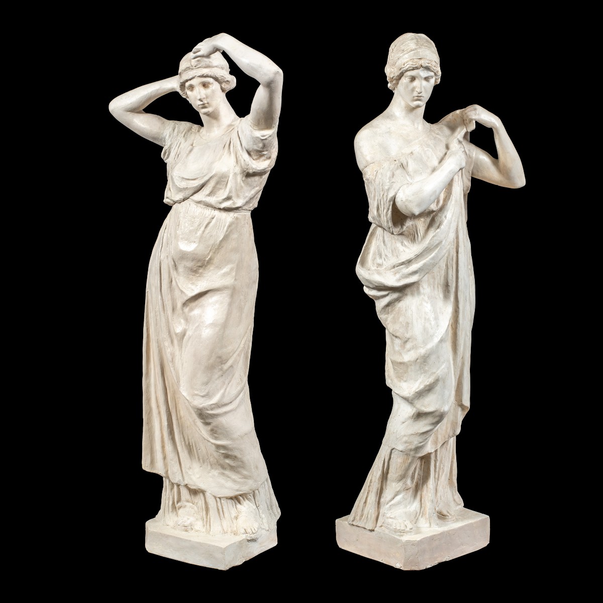 Paire de sculptures en scagliola - Personnages romains. Fabrication italienne, XIXe siècle.-photo-2