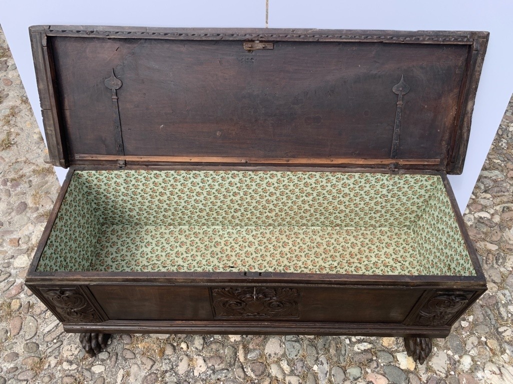 Carved Walnut Chest. Italy, 17th Century.-photo-2