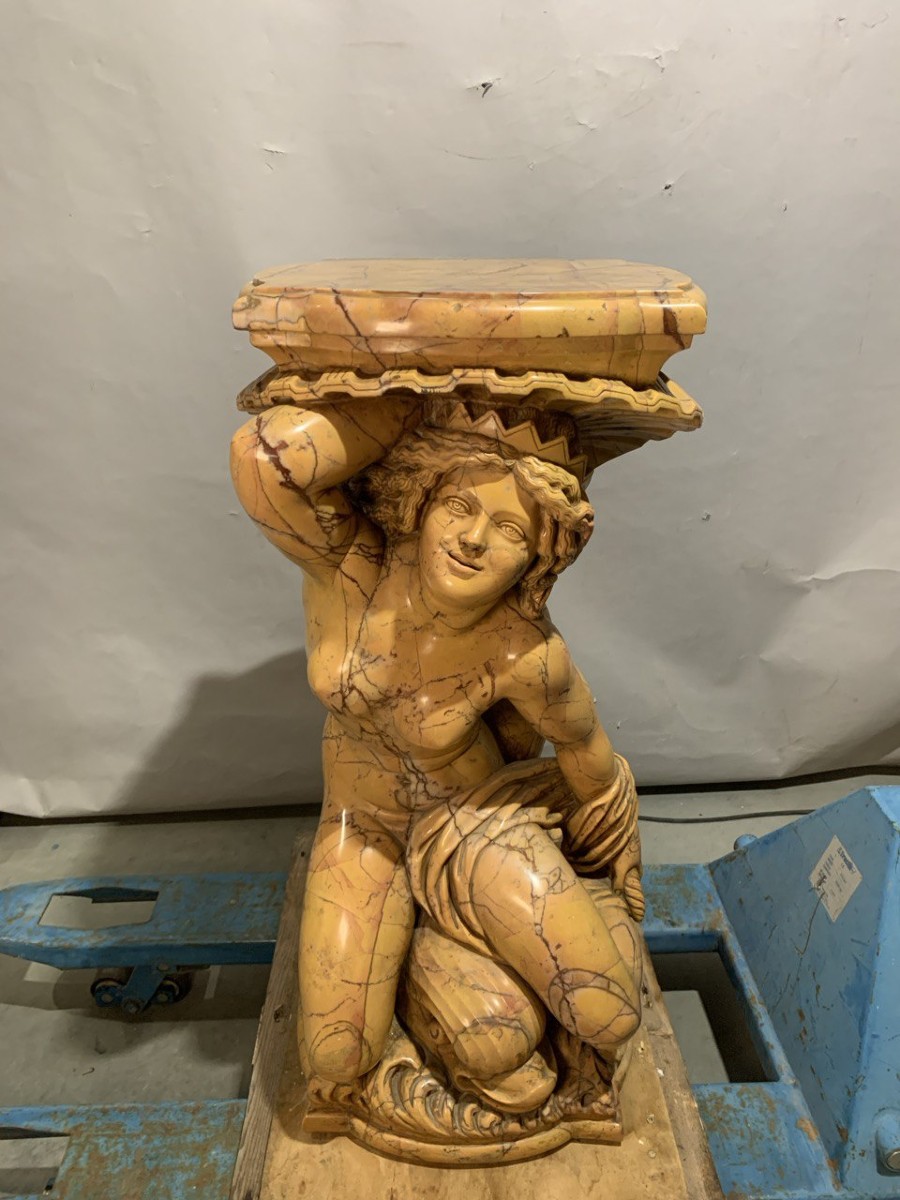 Paire de sculptures porte-vases en marbre jaune - Poséidon et Amphitrite. Italie, XIX-XX-photo-1