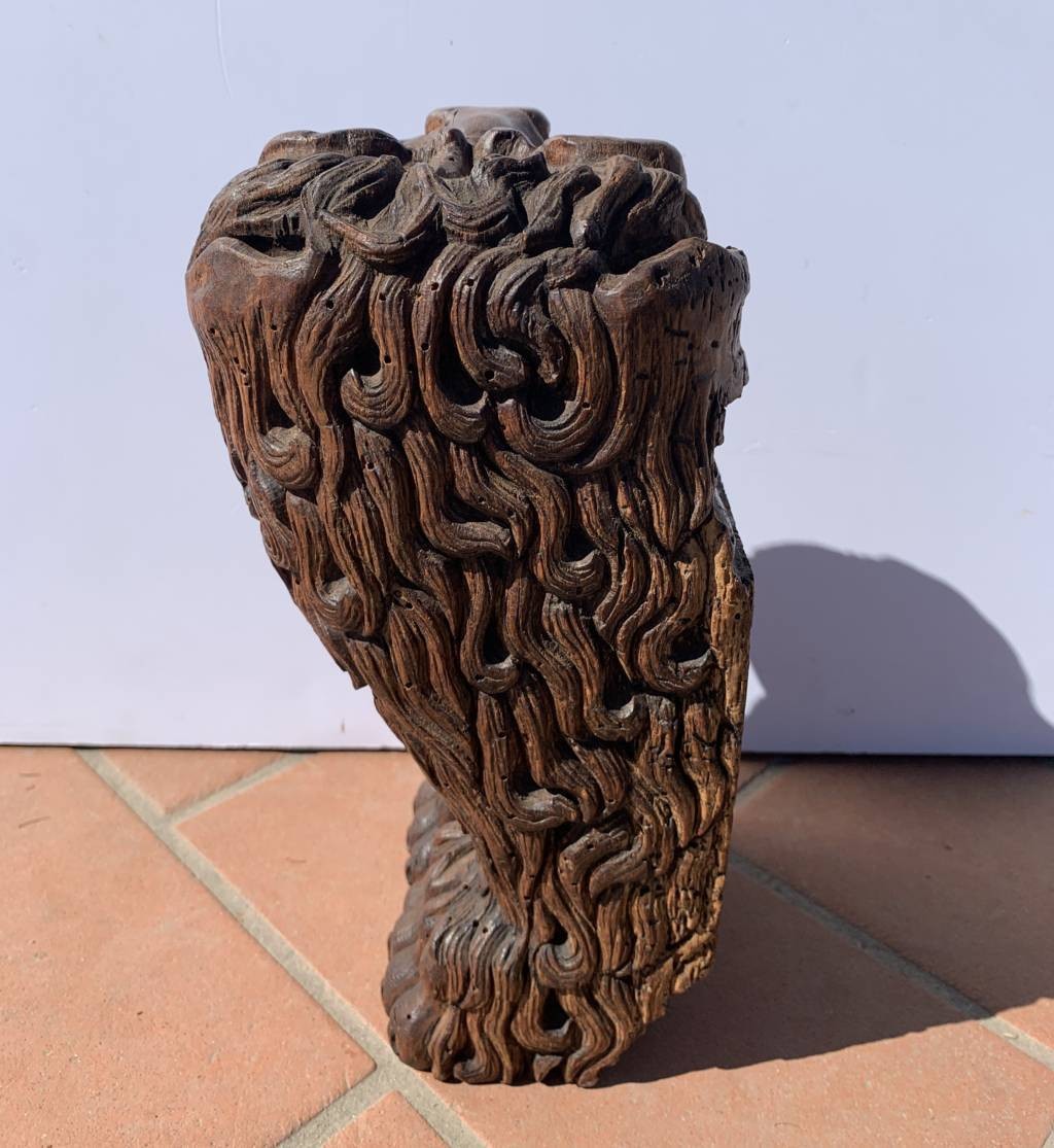 Paire de serre-livres sculptés. Venise, XVIIe siècle.-photo-1
