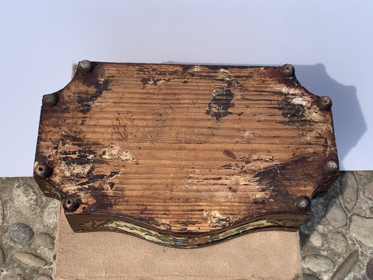 Carved, Lacquered, And Painted Wooden Jewelry Box. Venice, 18th-19th Century.-photo-3