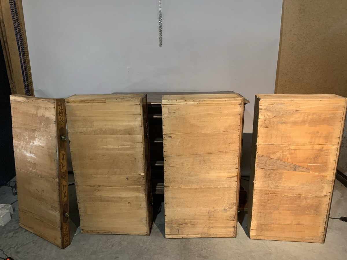 Solid Wood Chest Of Drawers With Inlaid Hunting Scenes. Verona, 17th Century.-photo-3