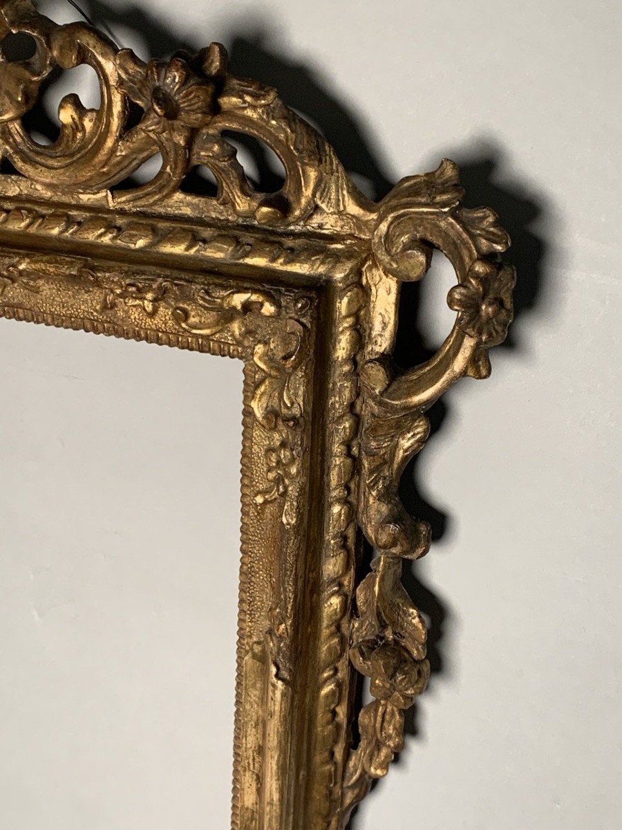 Cadre en bois sculpté et doré. Venise, XVIIIe siècle.-photo-2