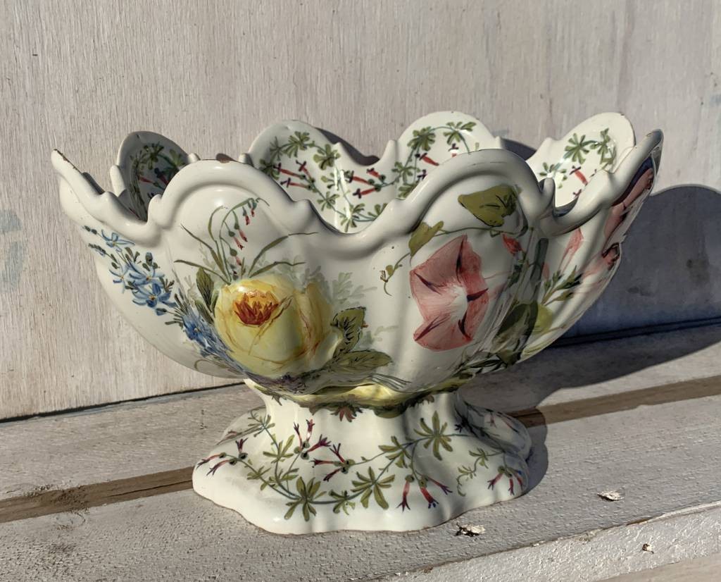 Coupe décorative en faïence polychrome. Bassano, XIXe siècle.-photo-2