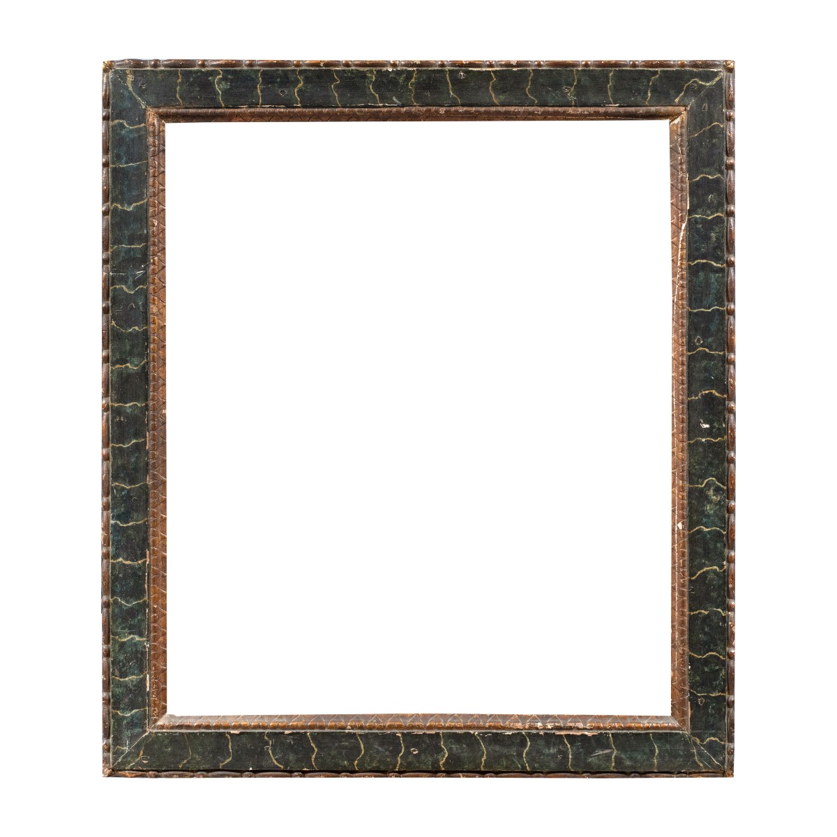  Cadre en bois sculpté, laqué et peint, imitant le marbre. Italie, XVIIe siècle.