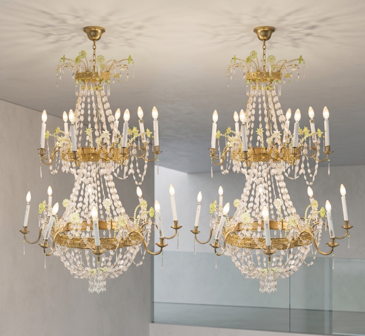 Pair Of Important Sixteen-light Chandeliers In Crystal And Gilt Sheet Metal. Venice, Early 19th-photo-2