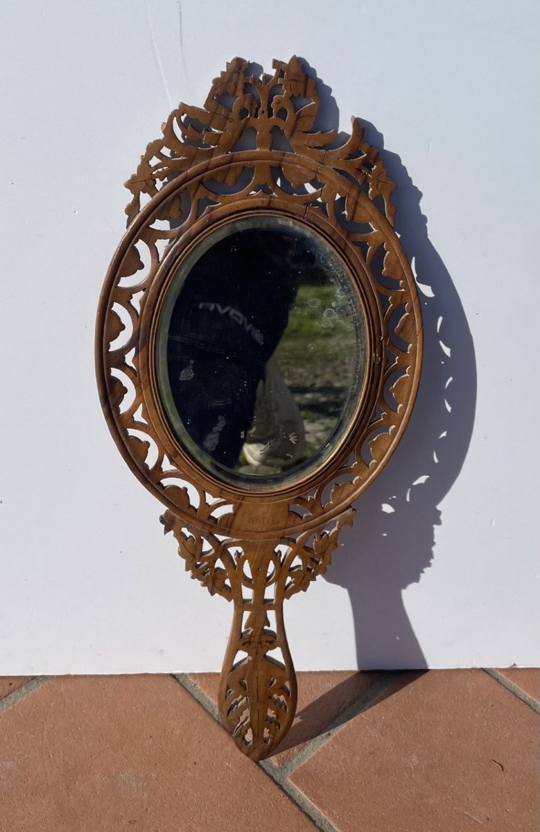Hand Mirror In Carved, Inlaid And Pyrographed Wood. Sorrento, 19th Century.-photo-1