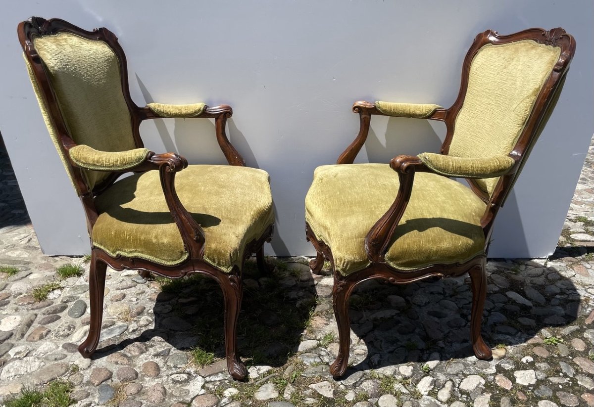 Pair Of Venetian Carved Walnut Armchairs. Venice, 18th Century.-photo-1