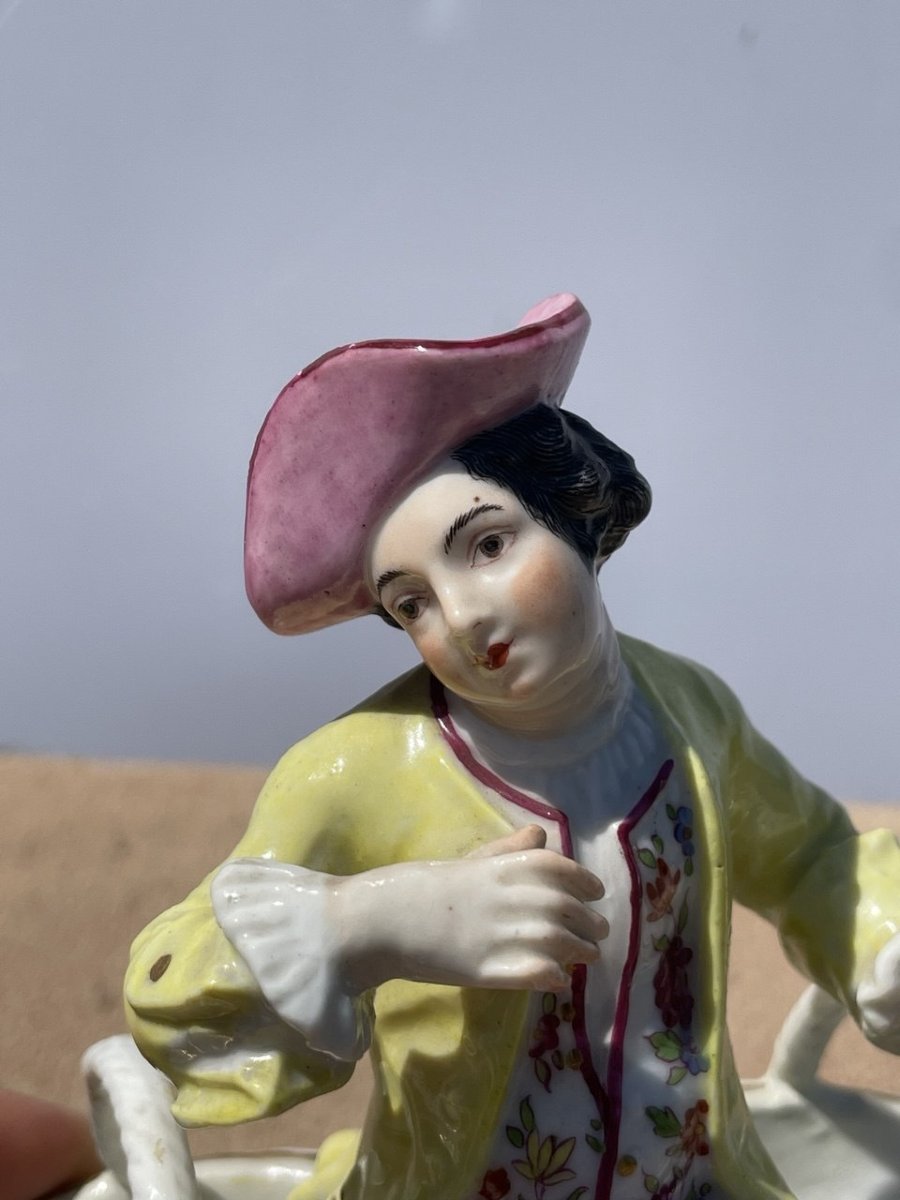 Samson Manufactory, Paris (late 19th Century) - Porcelain Salt Shaker Featuring A Young Gentleman.-photo-1