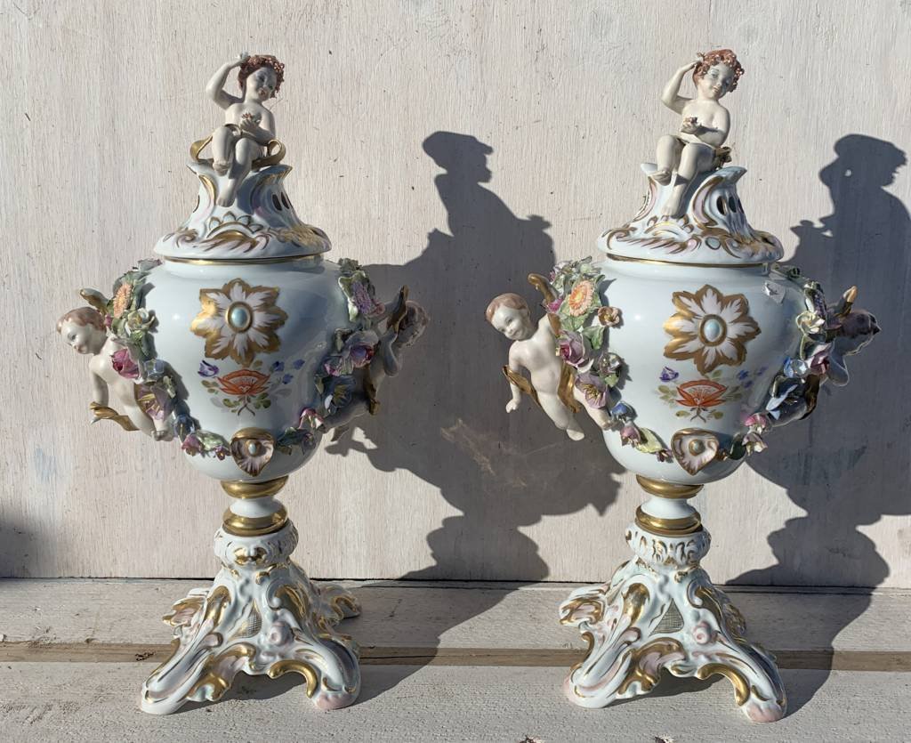 Pair Of Polychrome Porcelain Incense-burning Vases - Capodimonte Manufactory, 19th Century.-photo-3