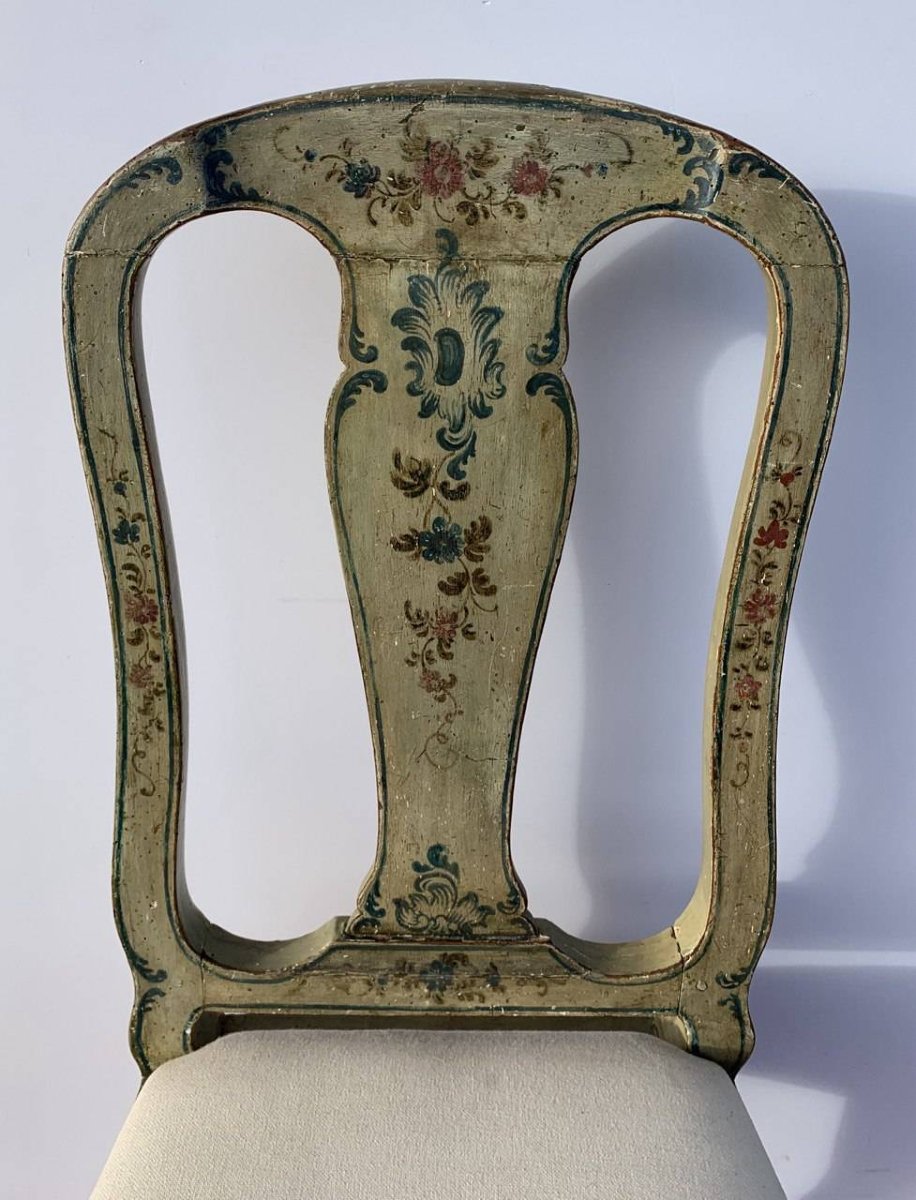 Chaise en bois sculpté, laqué et peint. Gênes, XVIIIe siècle.-photo-4