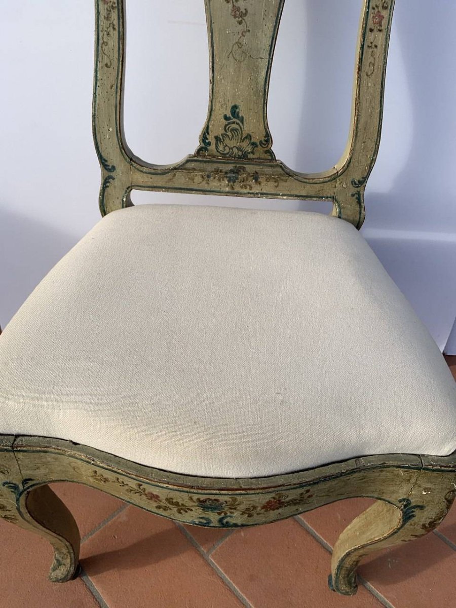 Chaise en bois sculpté, laqué et peint. Gênes, XVIIIe siècle.-photo-1