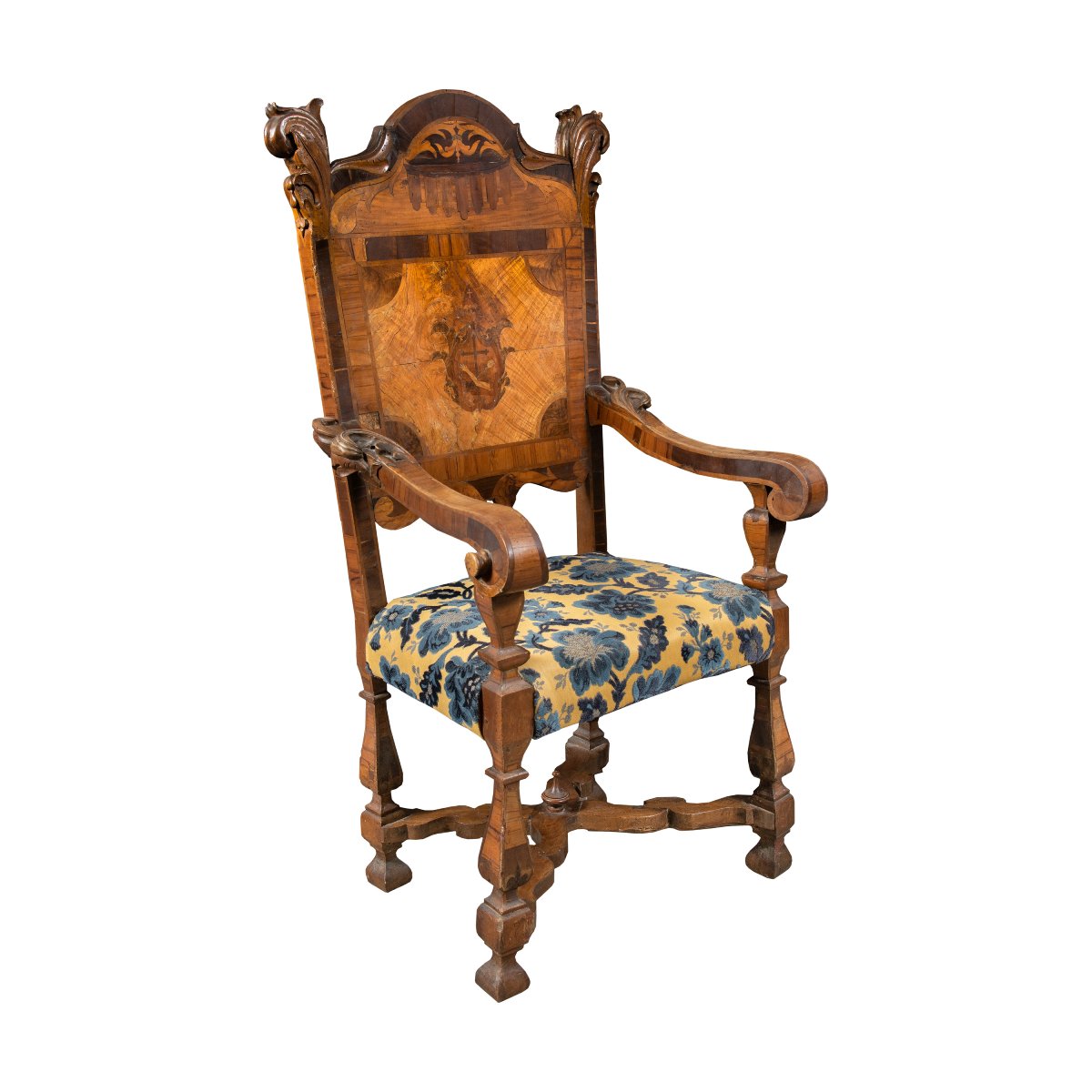 Fauteuil en bois sculpté, plaqué et incrusté. Italie, XVIIe-XVIIIe siècle.-photo-2