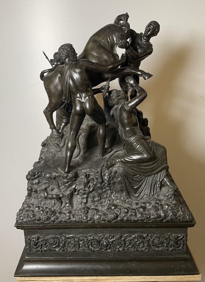 Groupe sculptural en bronze - Le Taureau Farnèse (Le Tourment de Dirce) - Rome, XIXe siècle.-photo-1