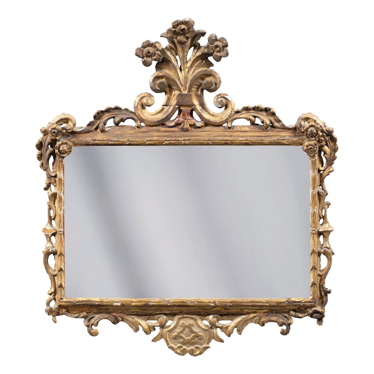 Miroir en bois sculpté et doré. Italie, XVIIIe siècle.