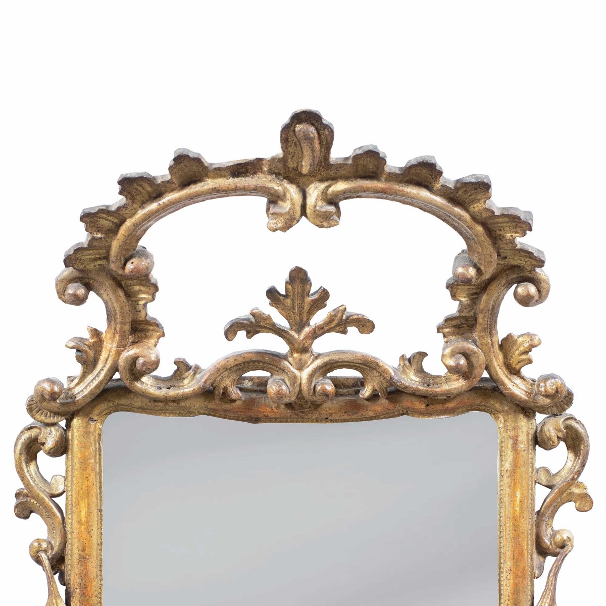 Miroir en bois sculpté et doré. Italie, XVIIIe siècle.-photo-2