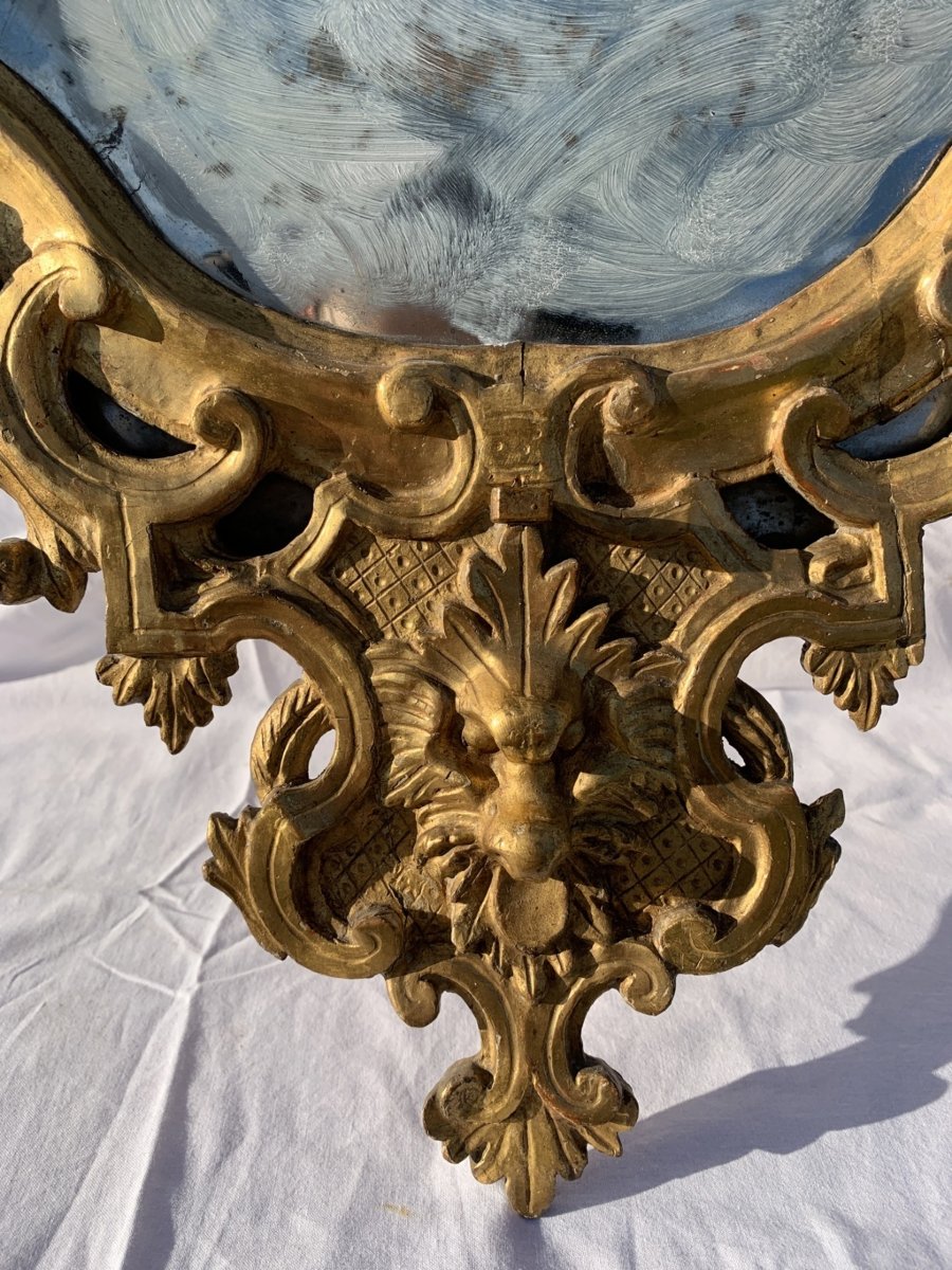 Paire de miroirs en bois sculpté et doré. Italie, XVIIIe siècle.-photo-1