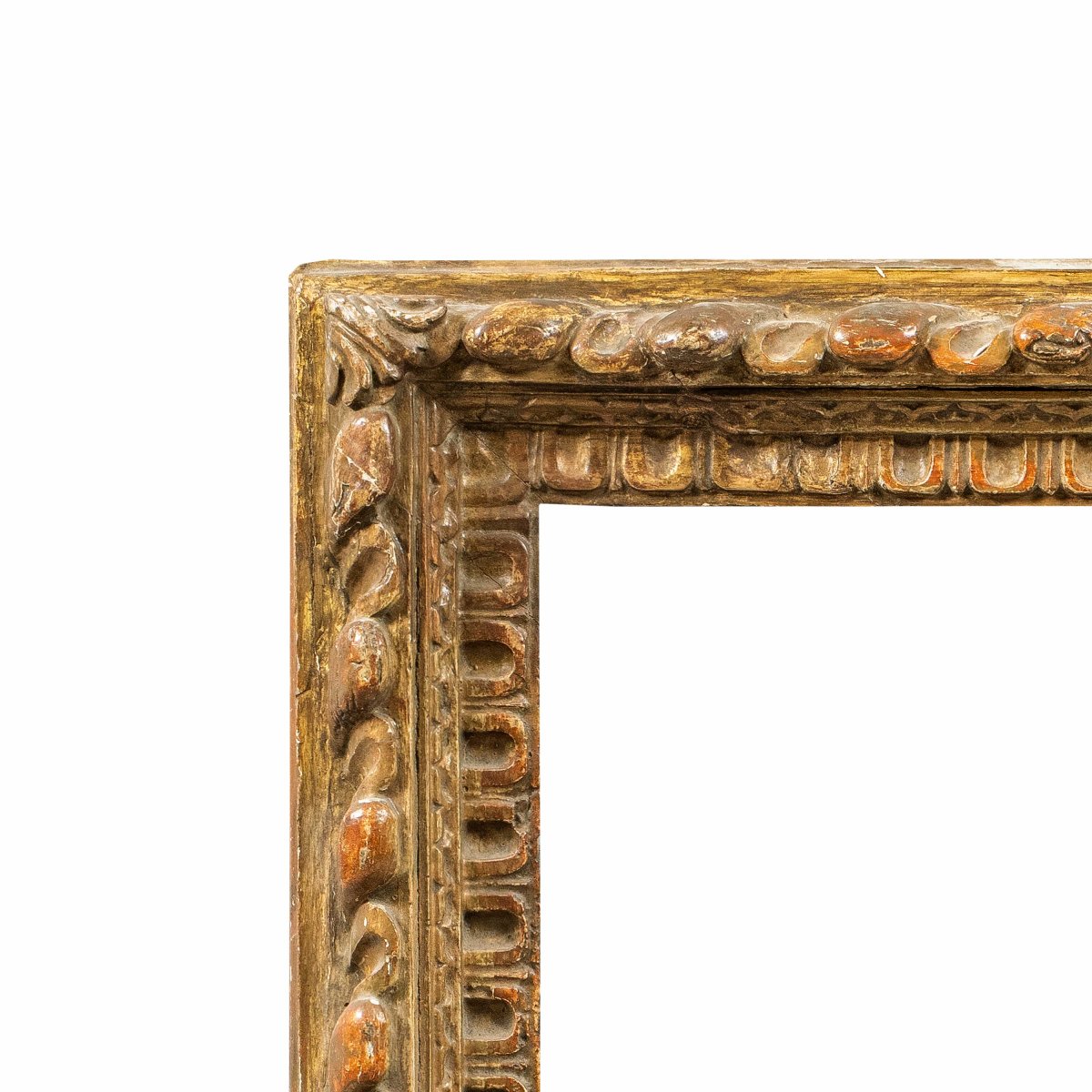 Cadre baroque en bois sculpté et doré. Toscane, XVIIe siècle.-photo-2