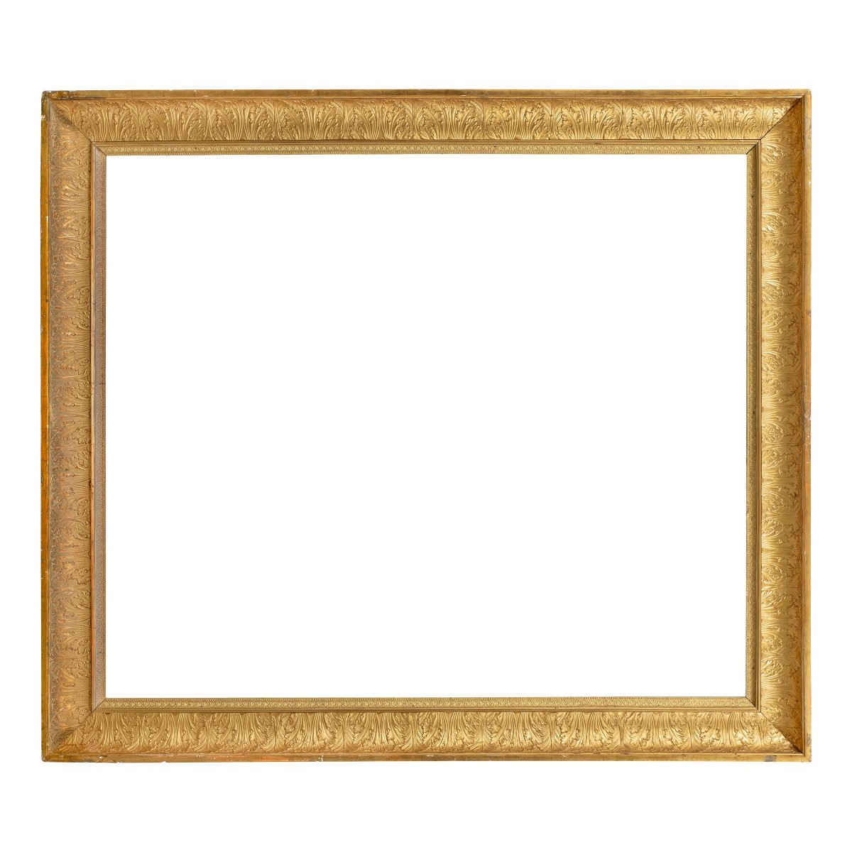 Cadre néoclassique en bois sculpté et doré. Italie, début du XIXe siècle.