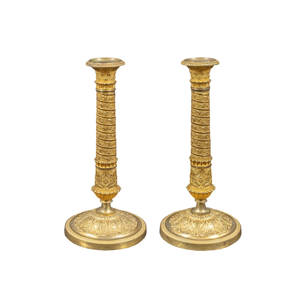 Paire de candélabres en bronze doré. Paris, début du XIXe siècle.