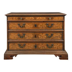 Solid Wood Chest Of Drawers With Inlaid Hunting Scenes. Verona, 17th Century.