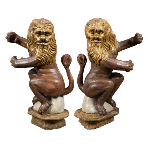 Venetian Sculptor (late 16th Century) - Pair Of Flag-bearing Lions.