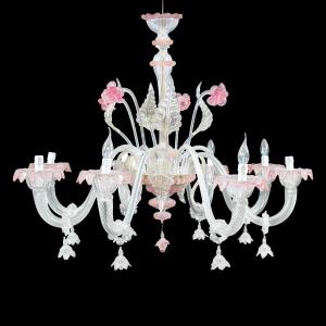 Lustre à huit lumières en verre soufflé de Murano. Italie, début du XXe siècle.