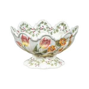 Polychrome Maiolica Centerpiece Bowl. Antonibon Manifactory, Bassano, 19th Century.