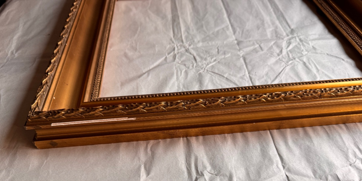 Gilded Frame With Pearl Decoration And Foliate Frieze – 45 X 39 Cm-photo-1