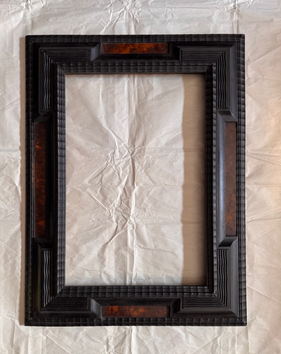Molded And Blackened Wooden Frame With Imitation Tortoiseshell Decoration – Circa 1900 – 66.5 X 51 Cm