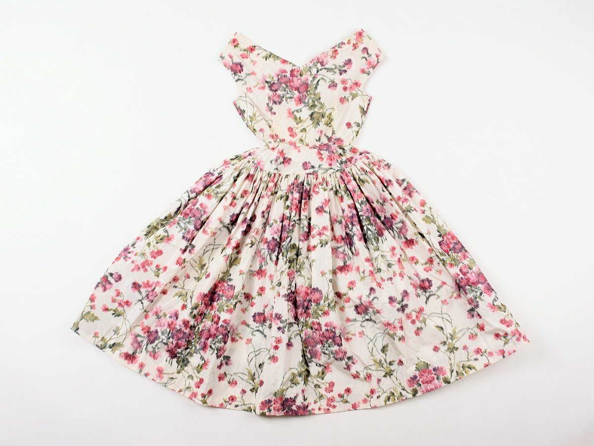 Robe De Bal En Taffetas De Soie Chiné Fleuri- France Circa 1955-photo-8