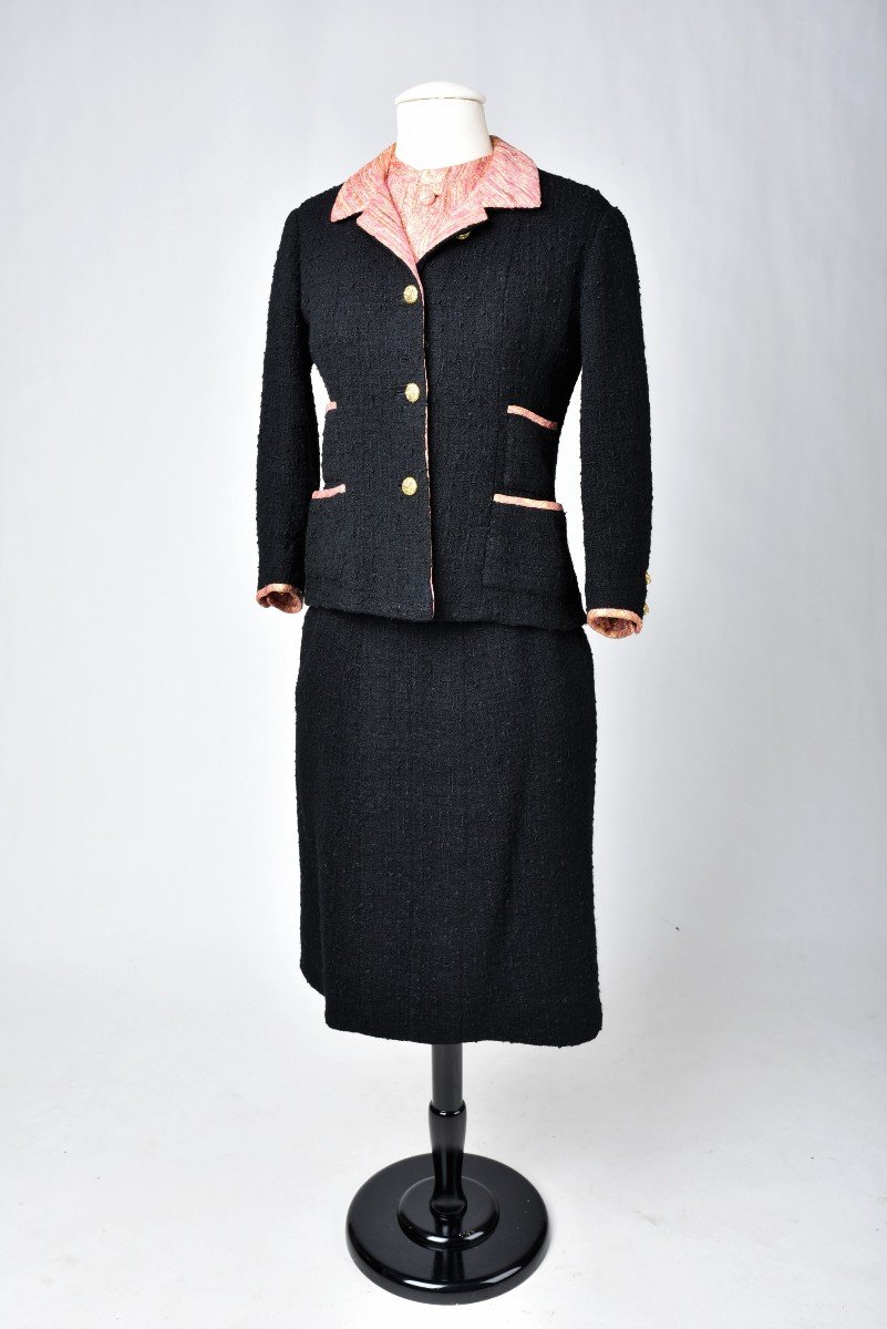 Tailleur Jupe Chanel Haute Couture En Laine Bouclé Et Lamé Or Nommé Hortensia Circa 1968-1971-photo-3